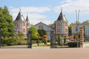 パリVIPシャンパーニュ地方プライベート運転手付き12時間コース