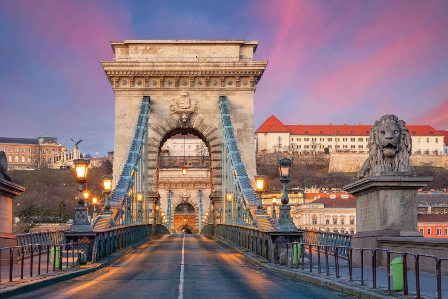 Budapestin parhaat puolet: Budapest: Yksityinen kävelykierros paikallisen kanssa