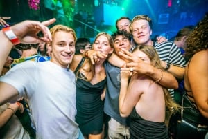 Budapest: Boat Party with option of Unlimited Drinks