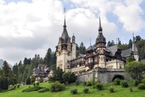 Bucharest: 8-Day Transylvania and Hungary Tour