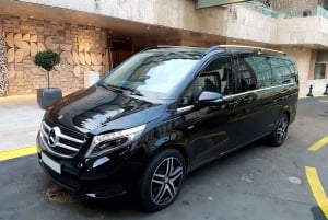 Budapest: 1-Way Private Luxury Airport Transfer