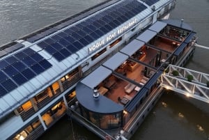 Budapest: 3-retters middag for 2 – stationær bådrestaurant