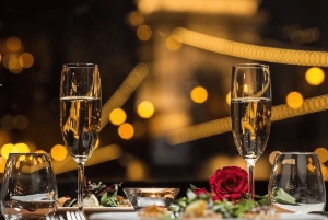 Budapest: 4-ruokalajin illallisristeily pianobaarilla