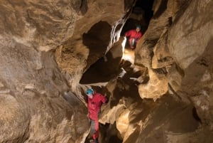 Budapest: Adventure Caving Tour with Guide
