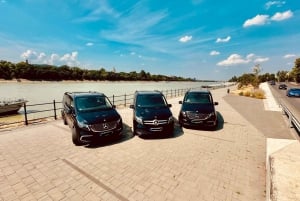 Budapest: Airport to Hotel Private Transfer by Electric Car