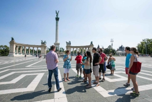 Budapest: All in One Walking Tour with Strudel House Stop