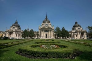 Budapest: Strudel House Stop: All in One Walking Tour with Strudel House Stop