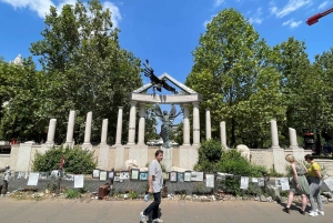 Boedapest: Help de autoriteiten buiten Escape Room spel