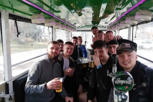 Budapest: BeerBus Sightseeing Party Tour