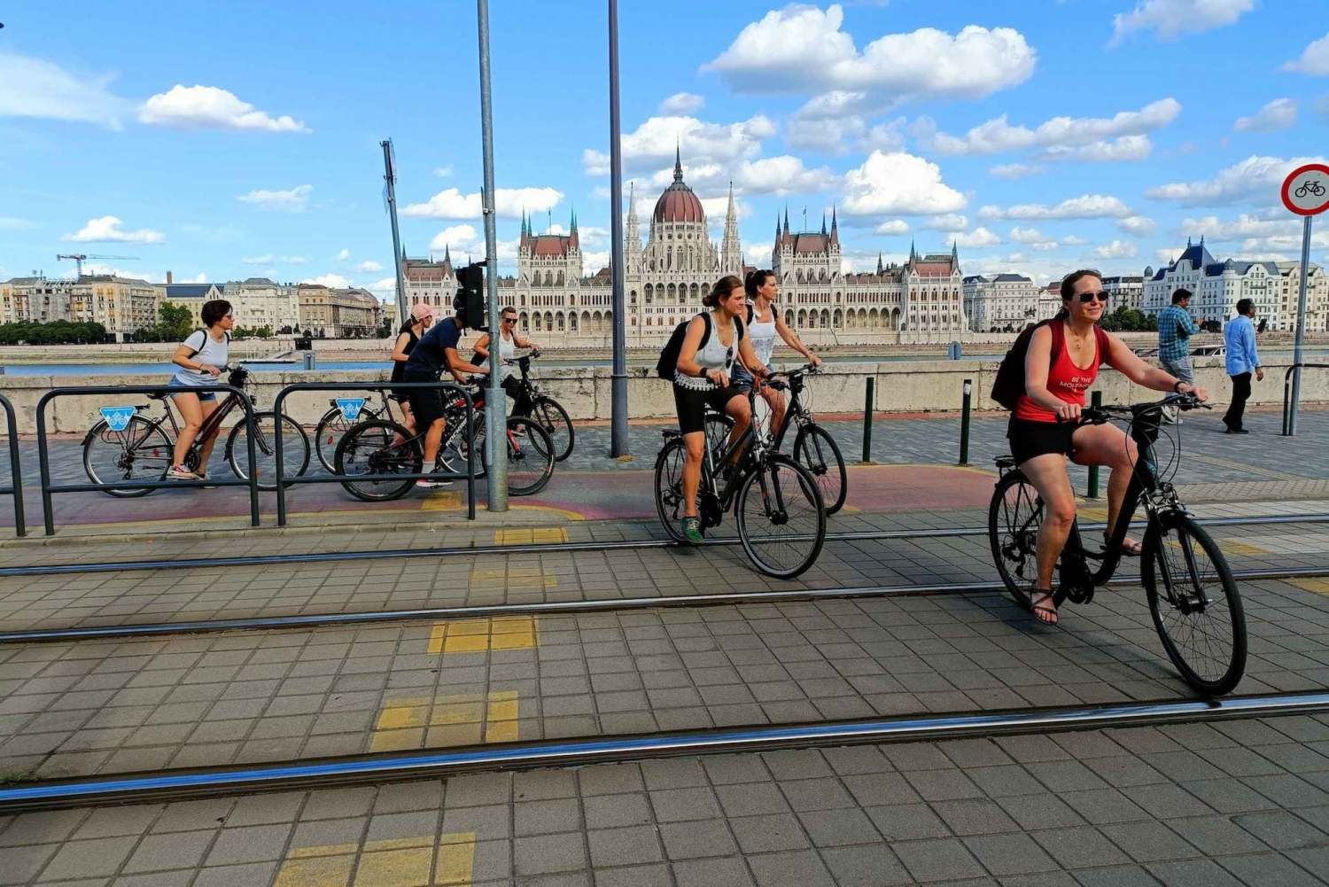 Budapest Bike Tour with a Hungarian summer drink