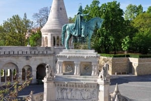 Budapest: Buda Castle Private Walking Tour