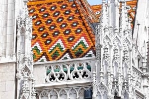 Budapest: Budan linnan kävelykierros & kansanmusiikkiesitys.