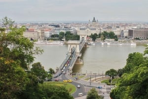 Budapest: Castle District Walk with Matthias Church Entry