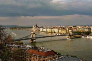 Budapest: Castle Hill History & Mystery Discovery Game