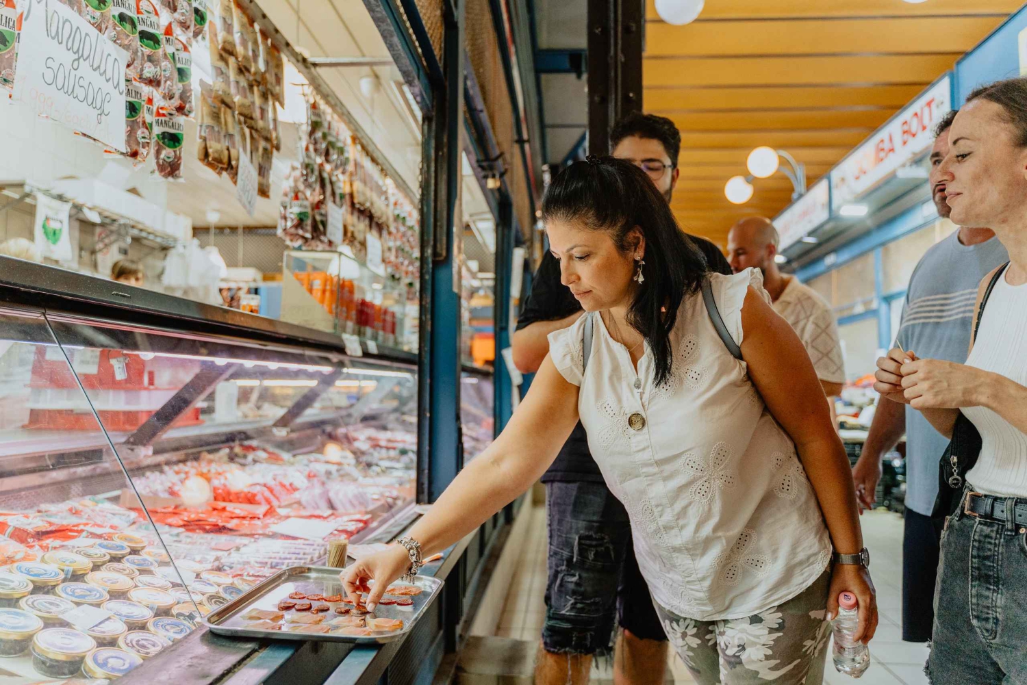Budapest: Grand Market Tour with Tasters by Foodapest™