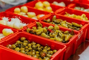 Budapest: Grand Market Tasting Tour with Local Guide