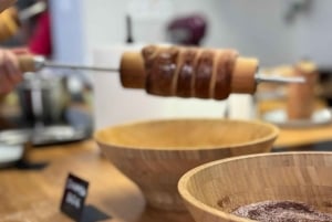 Budapest: Backkurs für Schornsteinkuchen – mehr Geschmacksrichtungen & Getränke