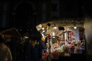 Budapest: Christmas Markets Walking Tour with Cake Tasting