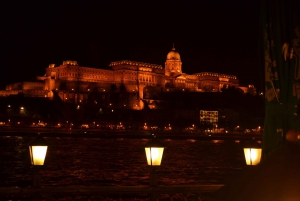 Budapest: Christmas & New Year Special Danube Dinner Cruises