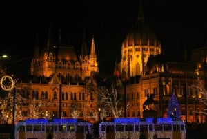 Budapest Christmas Walking Tour with Basilica Entry