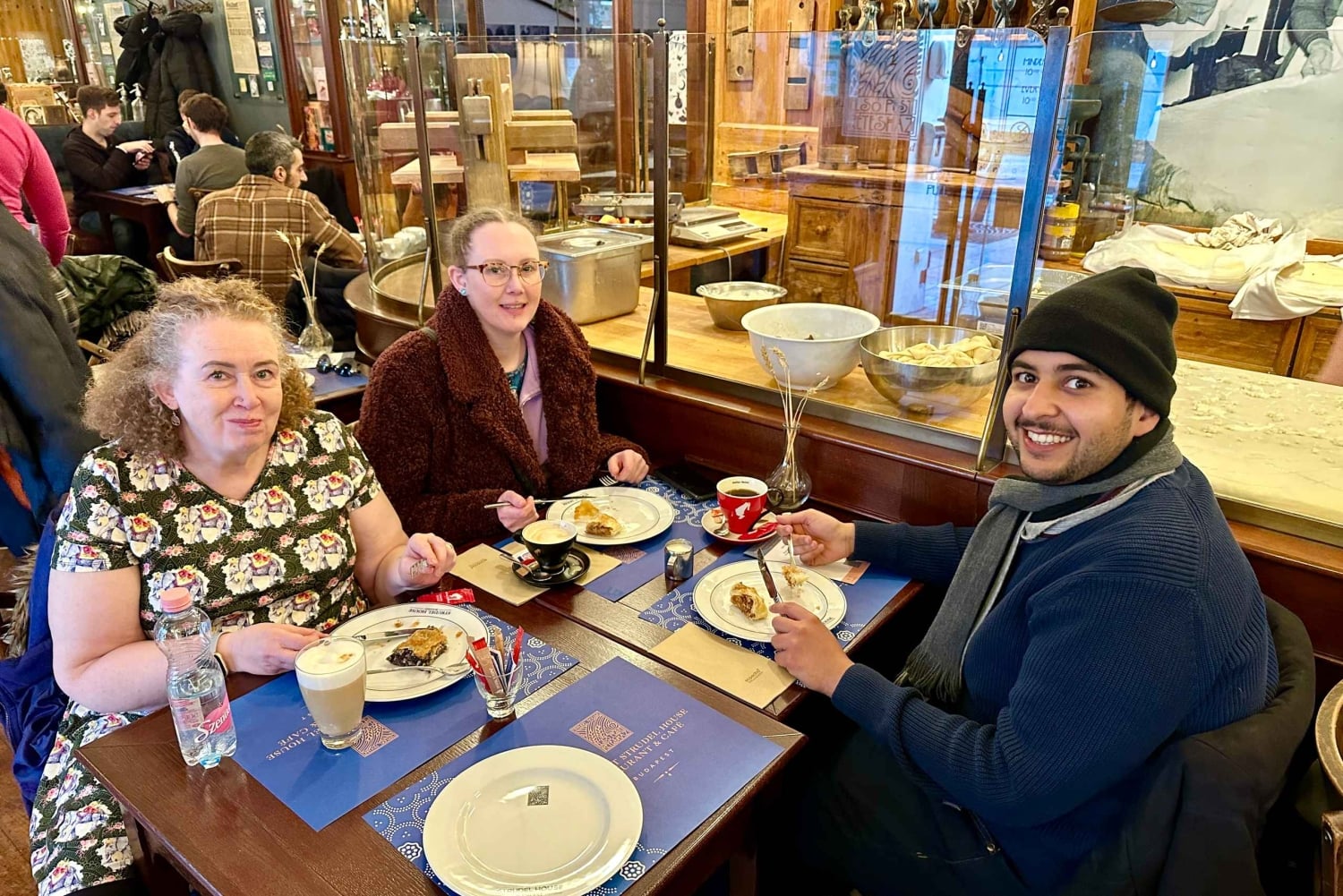 ブダペスト：コーヒーとデザートの試飲を楽しめるコーヒー ハウス ツアー