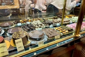 ブダペスト：コーヒーとデザートの試飲を楽しめるコーヒー ハウス ツアー