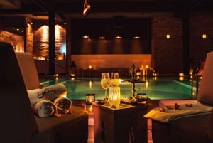 Budapest: Couple Holistic Swedish Massage with Jacuzzi Time