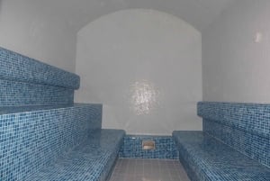 Budapest: Dandar Thermal Bath Full-Day Admission