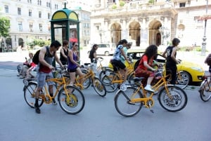 Budapest: Danube River Views Bike Ride