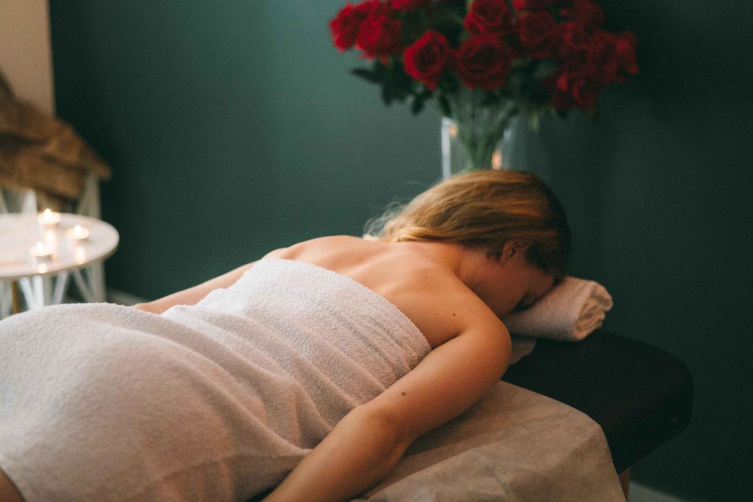 BUDAPEST, Day Spa : Massage en couple avec bain moussant aux roses