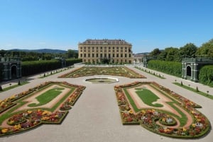 Budapest daytrip: Private transfer to Vienna and back