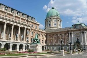 Budapest Discoveries: Exclusive Private Guided Walking Tour