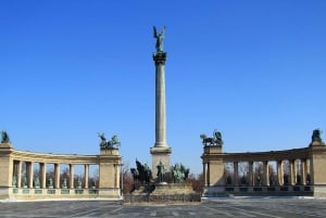 Budapest: Downtown Pest 3-Hour Historical Walking Tour