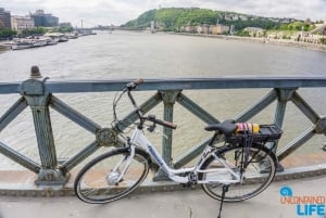 Budapest: Tour guiado en E-Bike y la Colina del Castillo