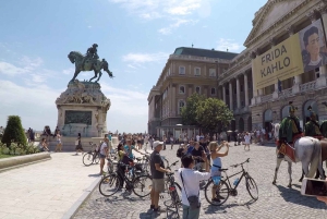 Tour de bicicleta elétrica por Budapeste e pelo Castelo com um guia local