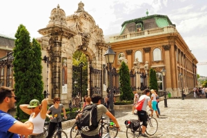 Tour de bicicleta elétrica por Budapeste e pelo Castelo com um guia local