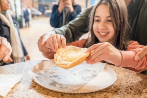 Budapest: Eat the Street, ruokakierros viinin kera, 16+ maistiaiset