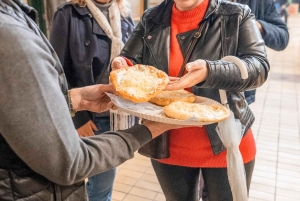 ブダペスト：ストリートフードとワインの食の旅、16歳以上対象の試飲ツアー