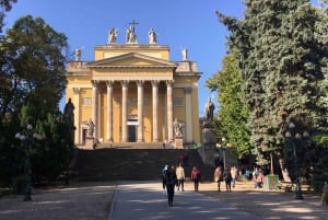 Budapest: Eger Private Day Trip with Wine Tasting with Local