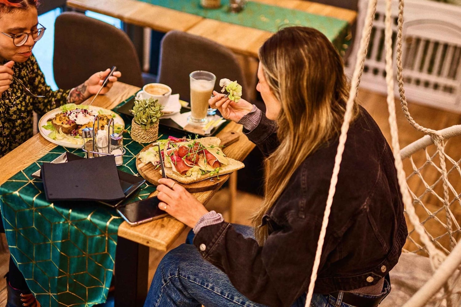 Budapest : Eggscuse Me ? Brunch & Bistro's Bottomless Offer