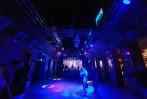 Boedapest: ontdek iconische bars tijdens een wandeling met gids bij de ruïnebar