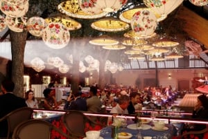 Budapest: Folk Dinner Show with Live Music & Unlimited Wine