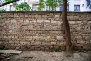 Budapest: Ghetto Wall -näyttelykierros historian oppaan kanssa