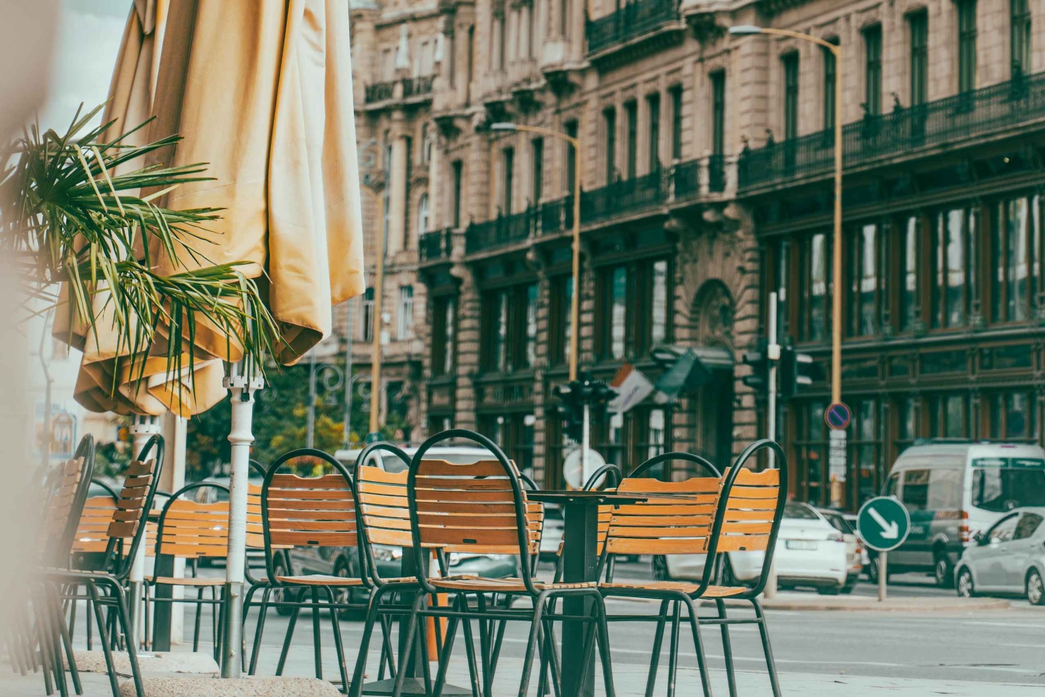 Budapest Grand Café: Geschichte, Fotos & Geschmackstour