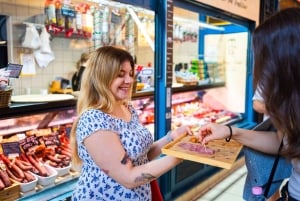 Budapeszt: Wycieczka kulinarna po Wielkim Rynku z lokalnym przewodnikiem