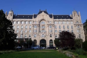 Budapest: Great Christmas Tour & Folk Music Performance