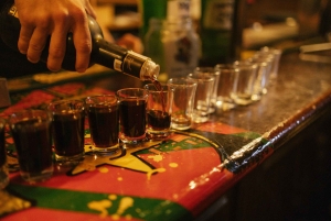 ブダペスト：ガイド付きバー巡りウォーキングツアー（ドリンク付き）