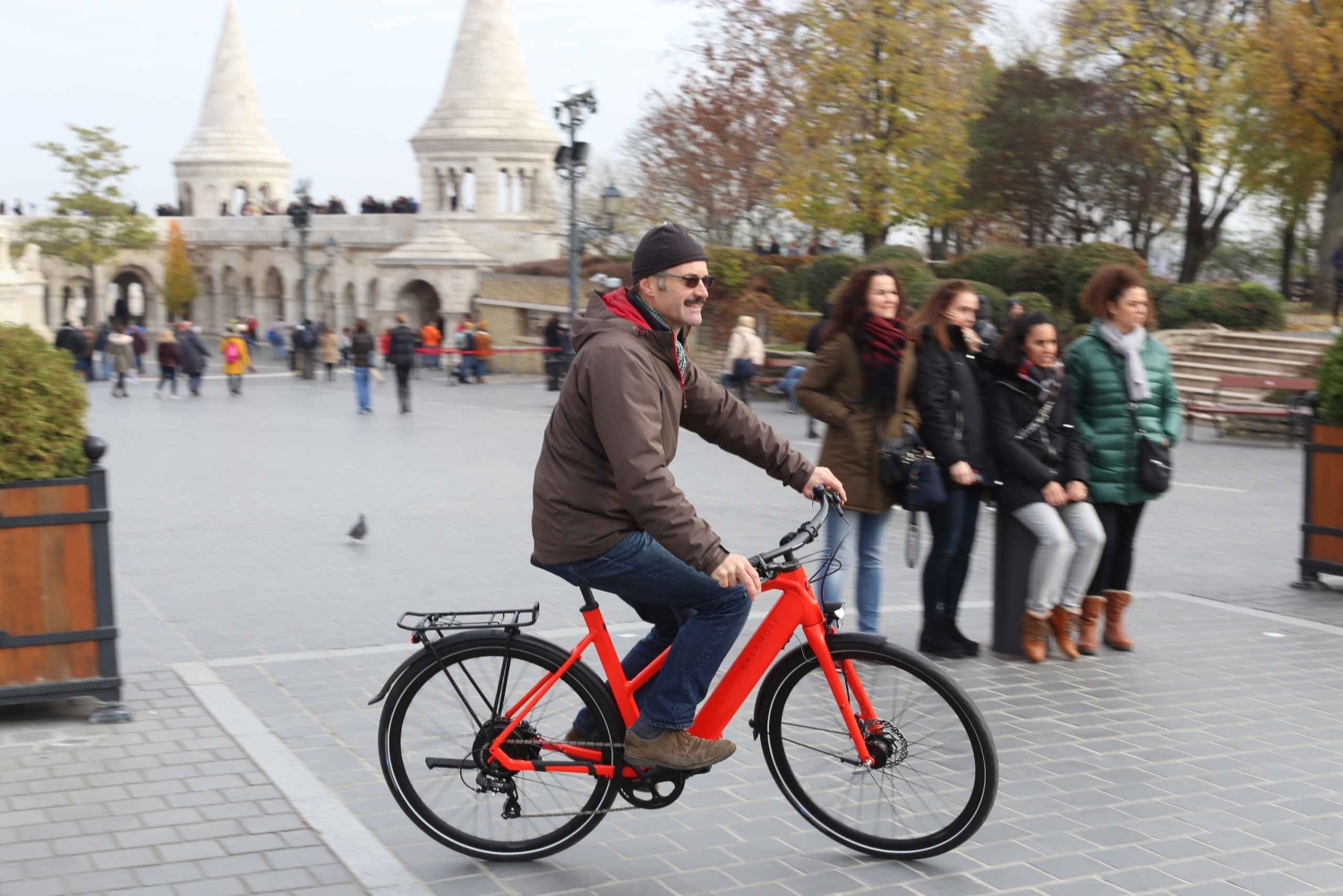 Budapeste: Passeio guiado de bicicleta elétrica pelo centro da cidade
