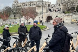 Budapest: Guided Downtown Electric Bike Tour