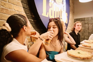 Budapest: tour gastronómico de comida callejera con vino dulce